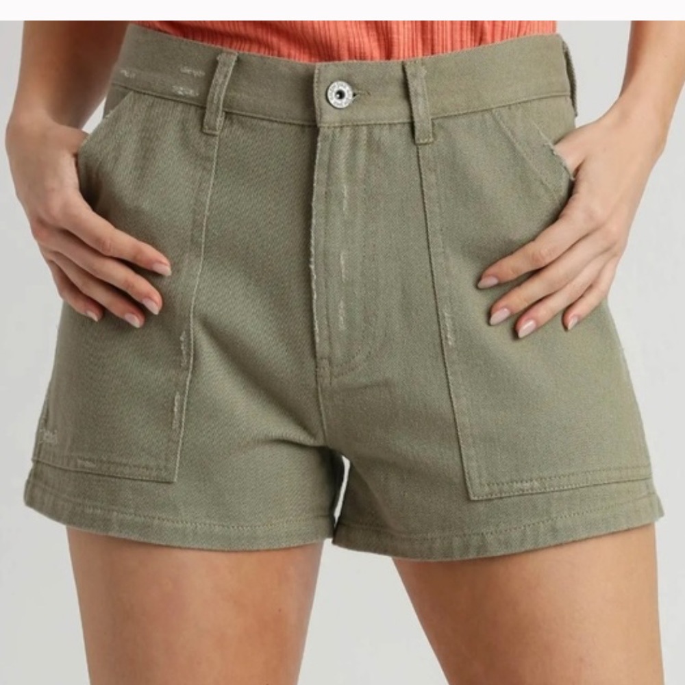 NWT Umgee Women's Green Khaki Cargo Shorts